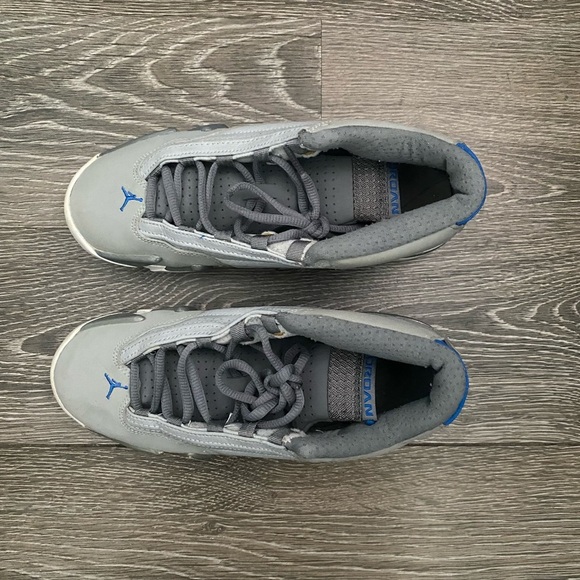 Jordan Wolf Grey 14s - Picture 2 of 9